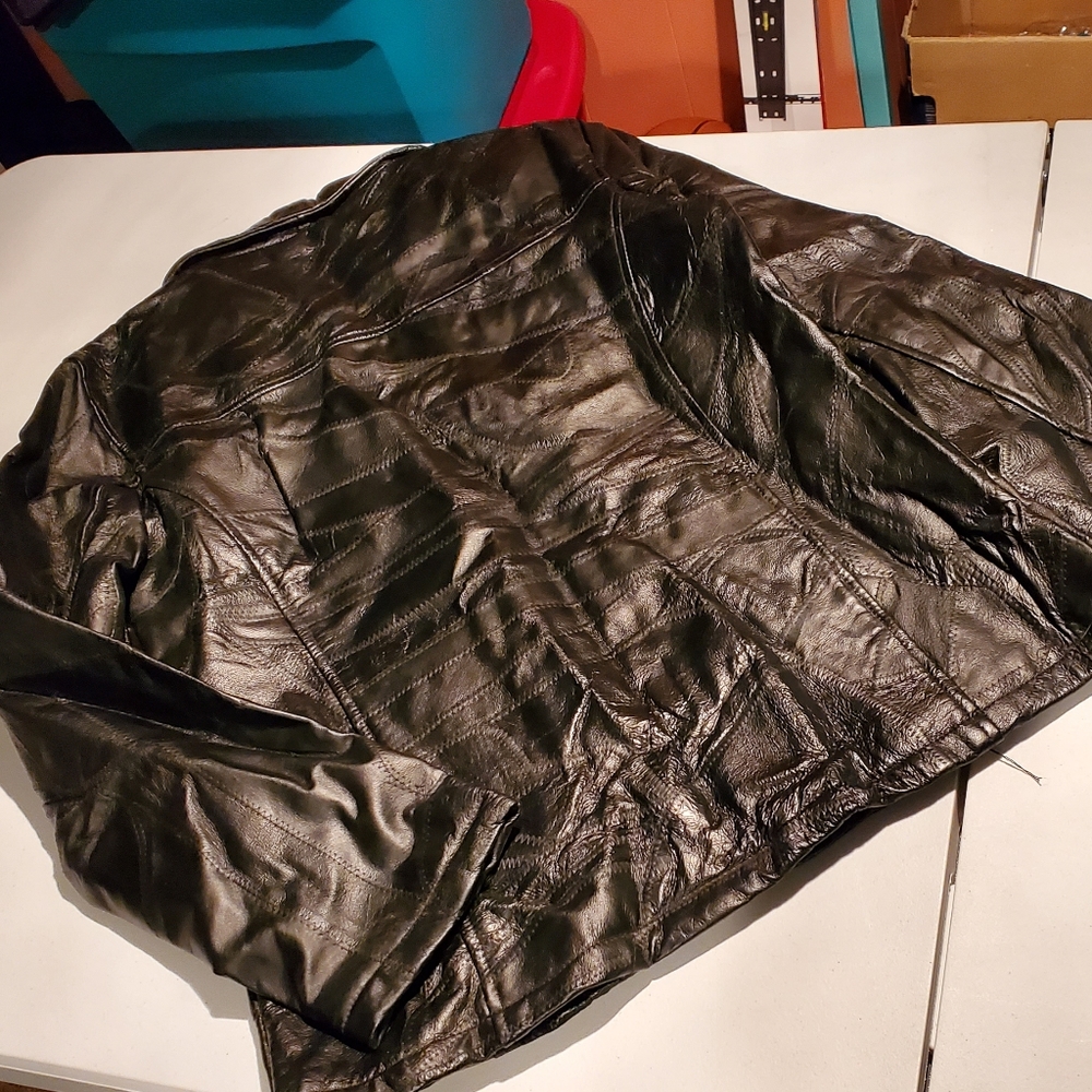 Cellini Leather Jacket Size Large - image 2